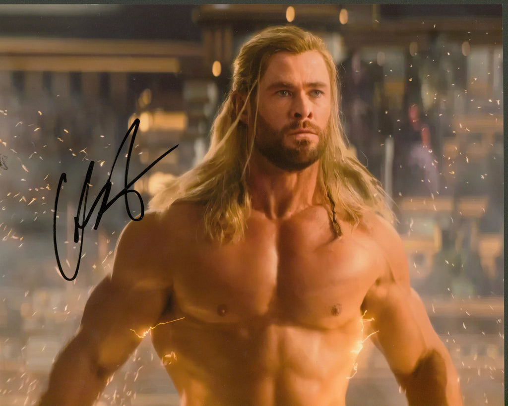 Chris Hemsworth Signed 8x10 Photo - SWAU Authenticated